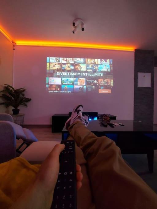 Cinema A Domicile Apartment Morlaix Luaran gambar